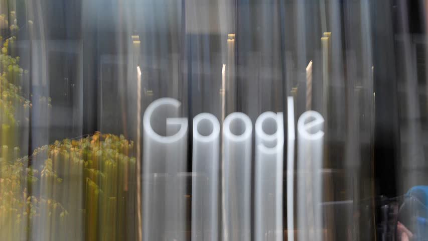 Фото - Суд возобновил дело о банкротстве Google в России