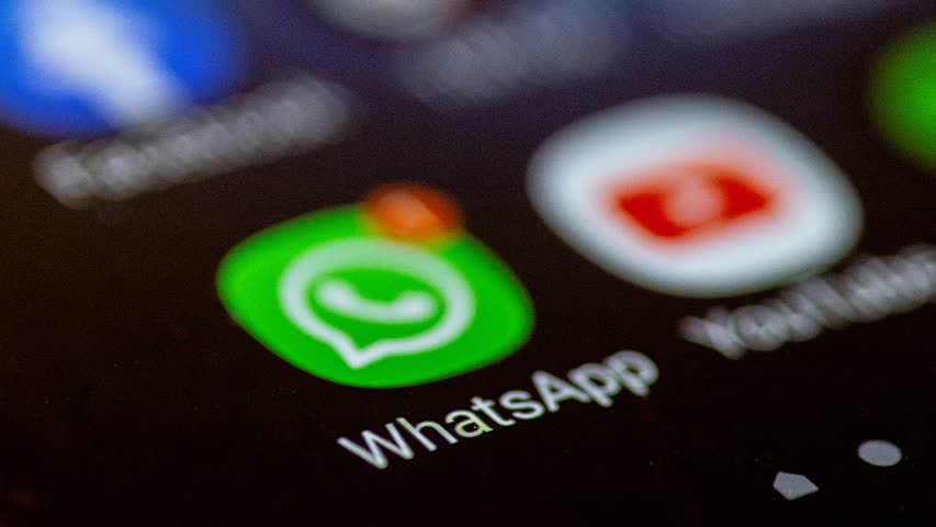 Фото - В Минцифры прокомментировали идею запретить некоторые переписки в WhatsApp